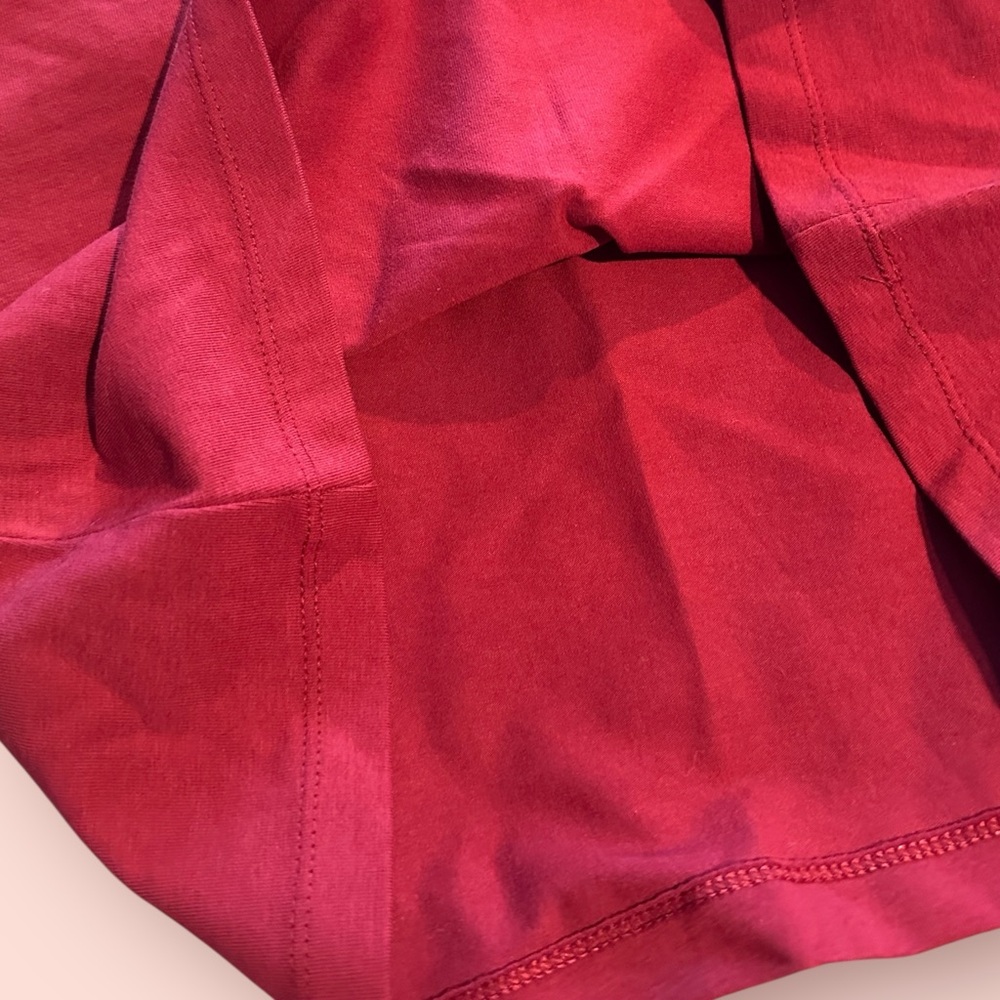 Women's Old Navy Stretch Brick Red Camisole Top With Neckline Detail Size Medium - Picture 6 of 7